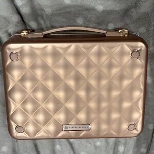 Bronze makeup case
